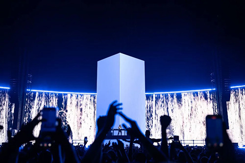 大衛(wèi)·庫(kù)塔 “巨石” 巡演：「未來(lái)主義」極致視聽(tīng)驚艷全球！